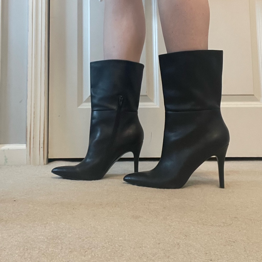 Charles David Black Heeled Boots-NEW W/OUT TAGS